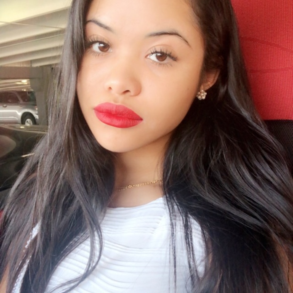 Meet your Posher, Zazel